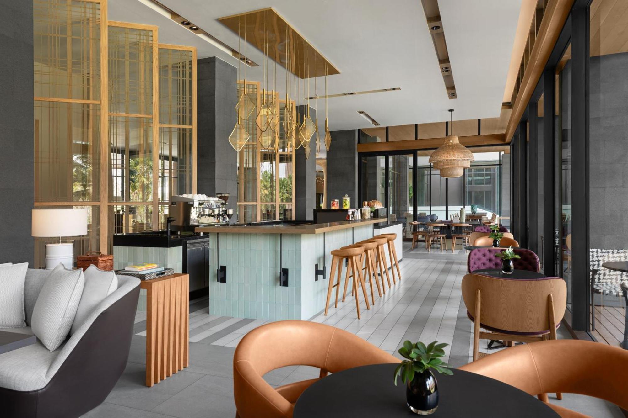 Courtyard By Marriott Bangkok Suvarnabhumi Airport Экстерьер фото