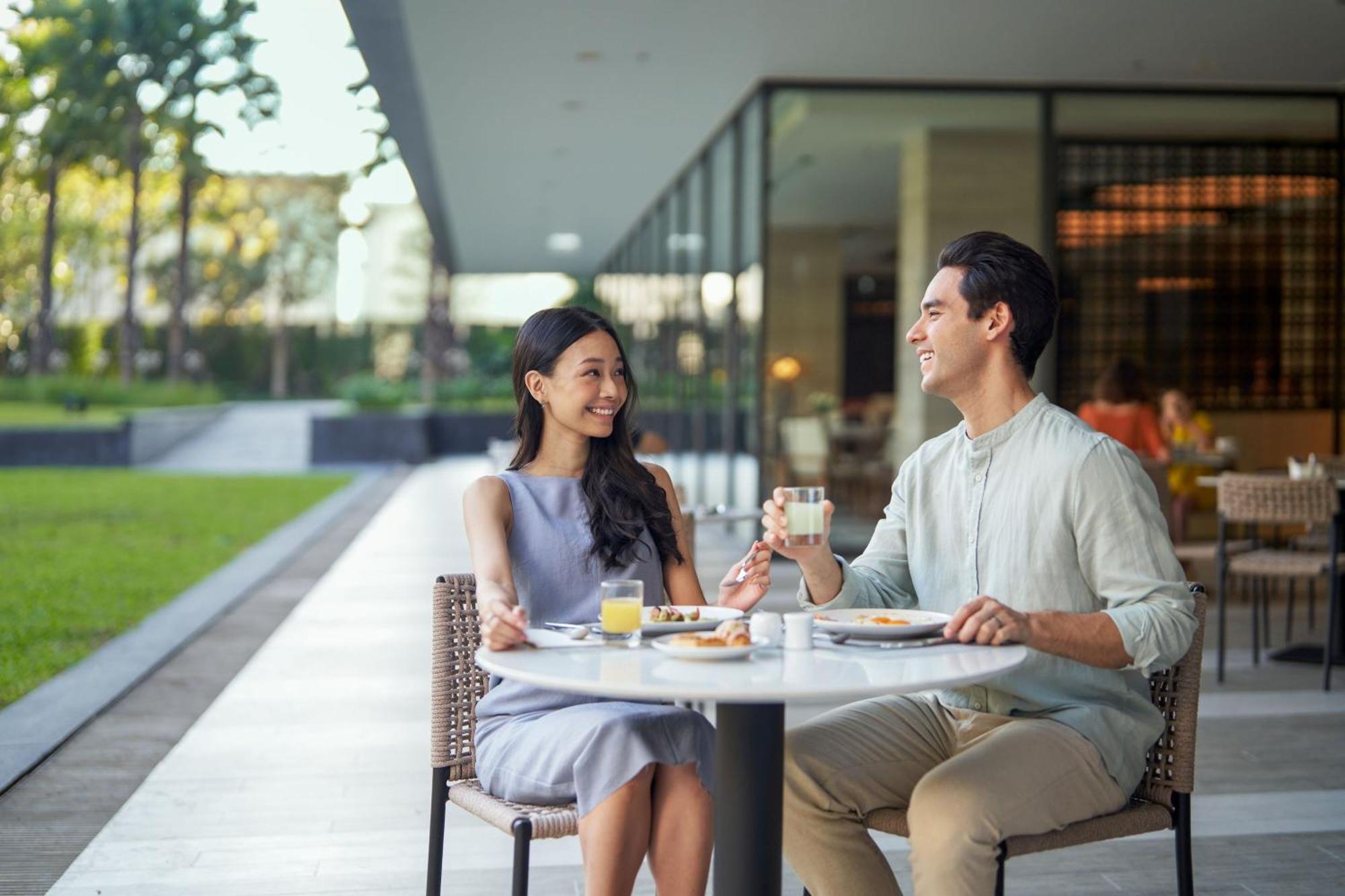 Courtyard By Marriott Bangkok Suvarnabhumi Airport Экстерьер фото